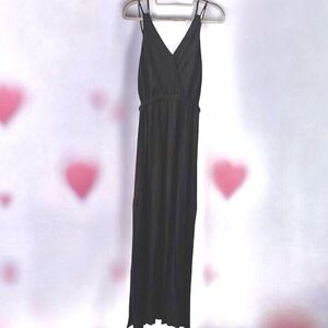 Lulu's Classic Black Maxi Dress